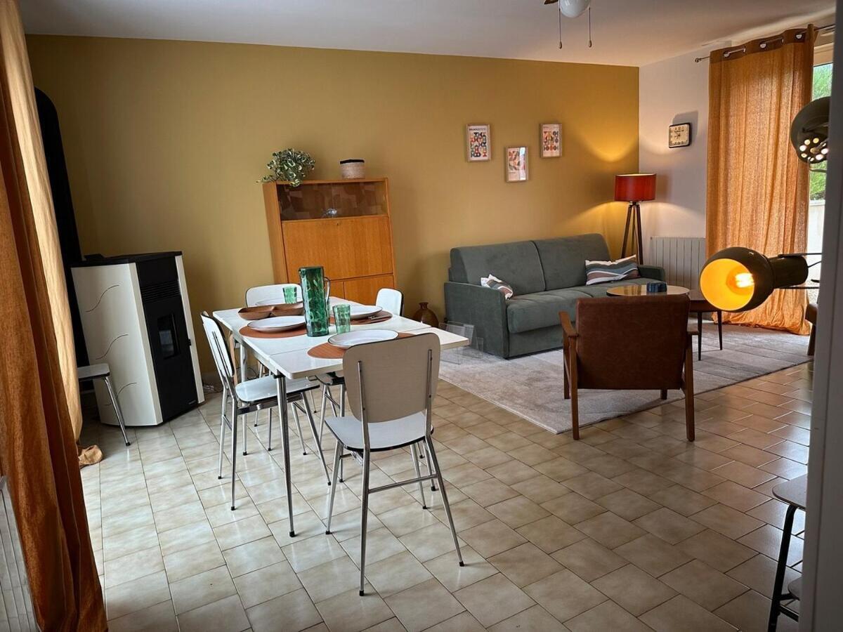 Apartamento Maison Seventies Climatisee, Parking Prive Chablis Exterior foto